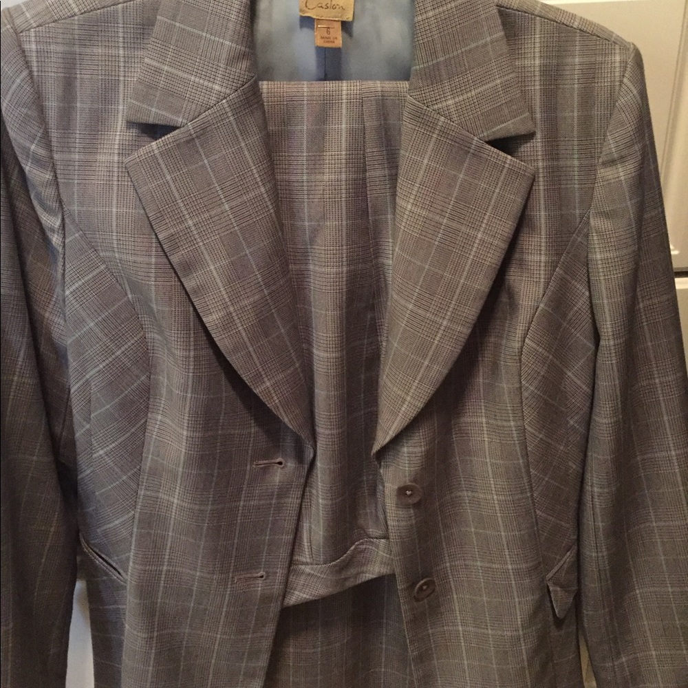 Ladies pantsuit